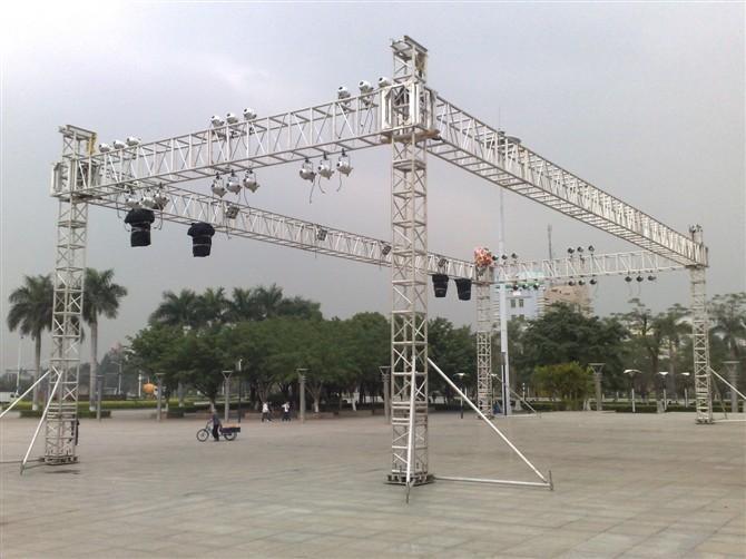 桁架展棚搭建找北京誠實多利公司優質高效