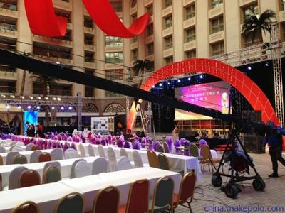 北京大興節(jié)日期間慶典演出舞臺背景板搭建 燈光音響AV設(shè)備租賃